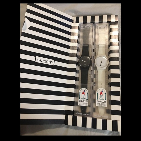 Swatch Special White Hours Black Minutes - Picture 2 of 2